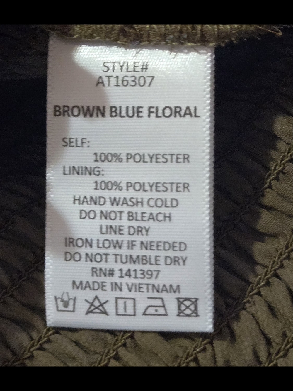 ASTR The Label Olive Floral Smocked-Waist V-Neck Blouse, Size Large - Picture 4 of 6